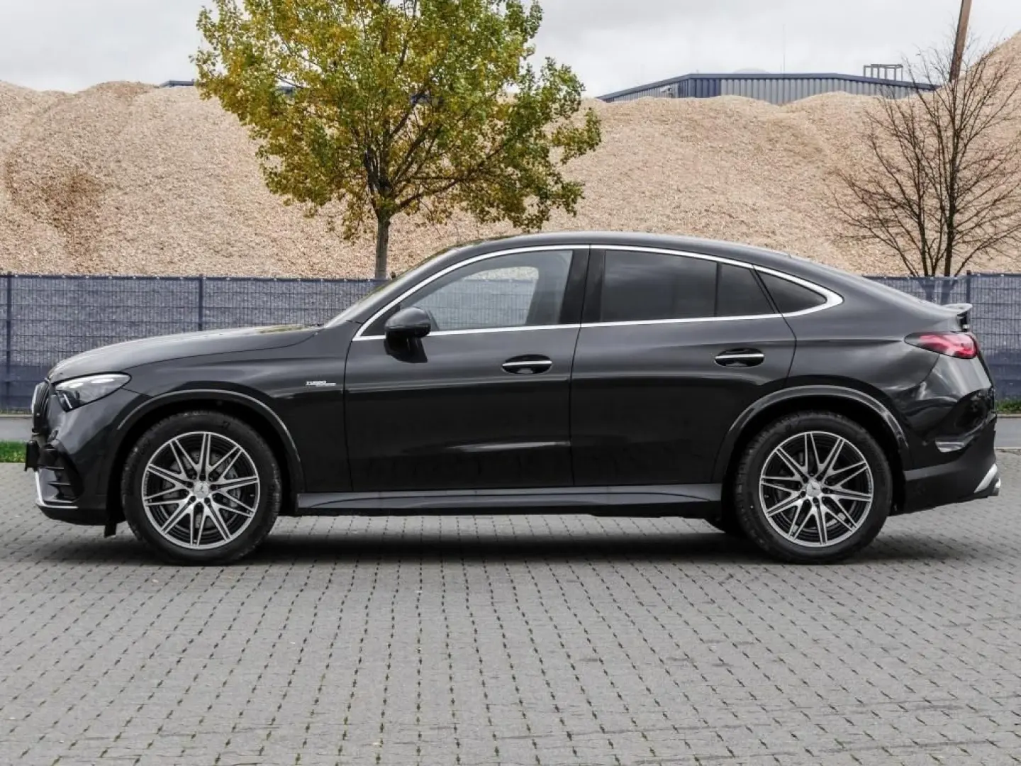 GLC 43 AMG 4M Coupé Pano Burm AHK Distr Memo 20'