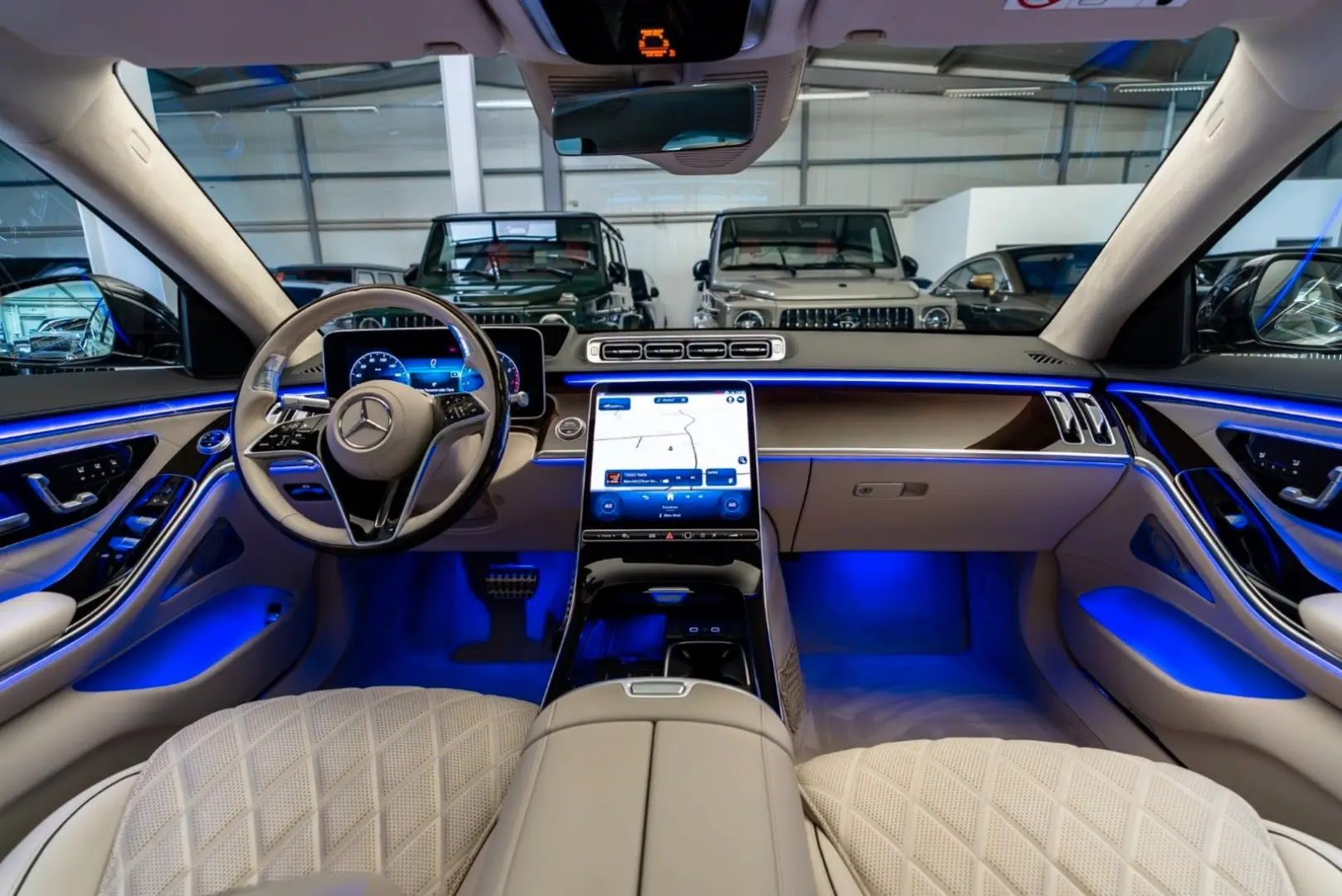 S 580 4M L AMG Line   MY2025   TV  Rear Steering