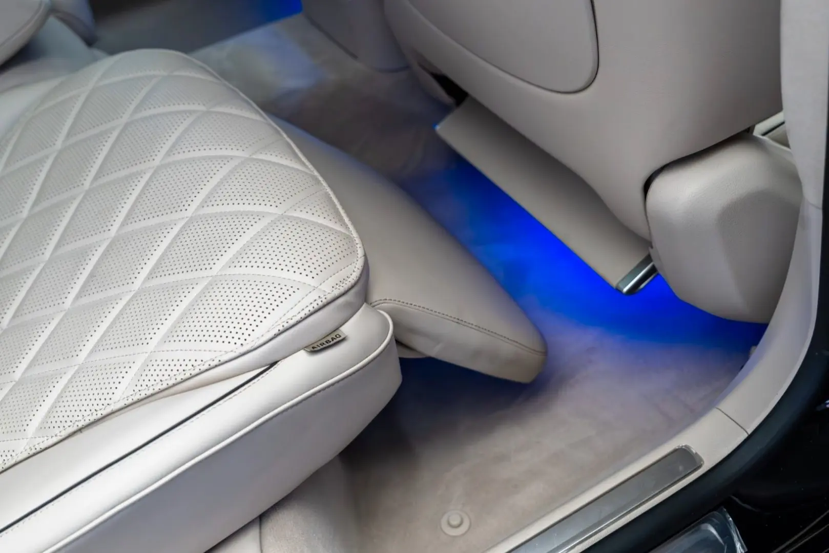 S 580 4M L AMG Line   MY2025   TV  Rear Steering