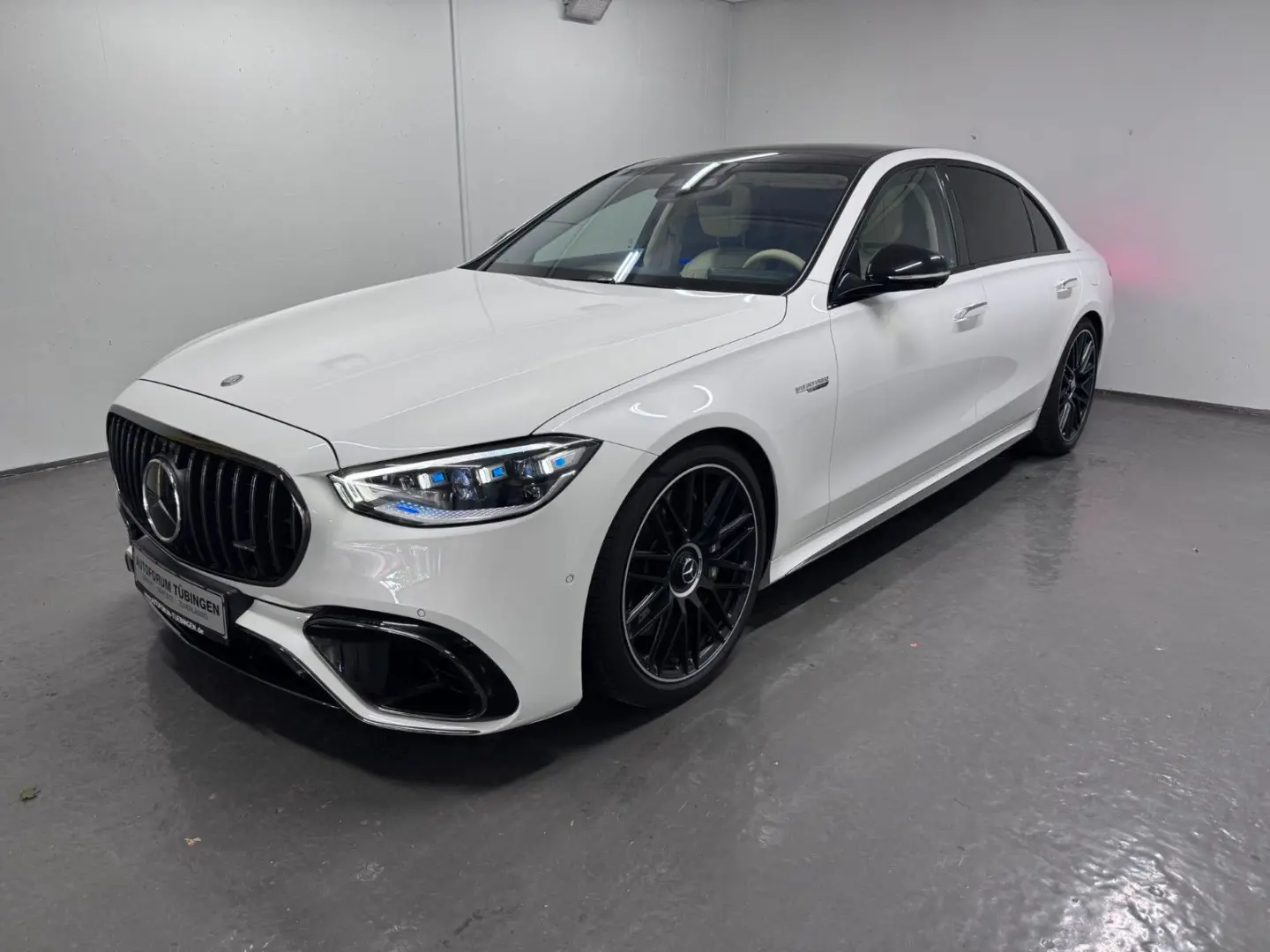 S 63 E Performance L  PANORAMA MANUFAKTUR