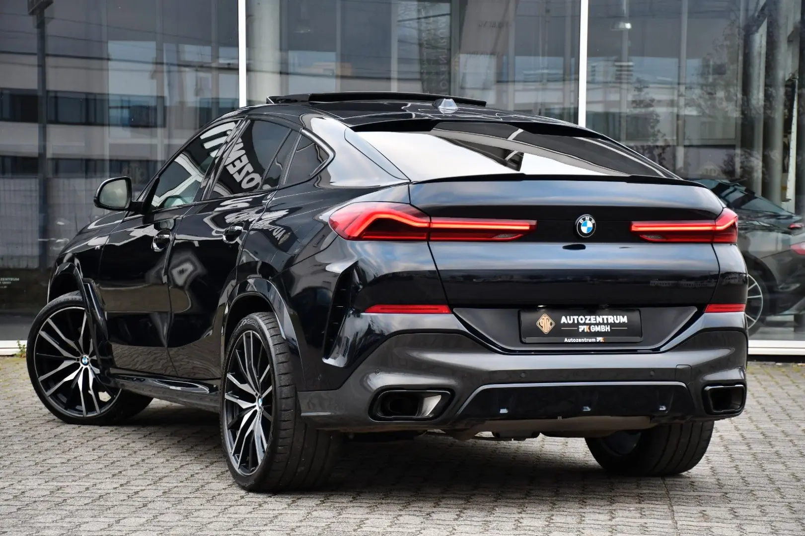 X6 30 d xD M Sport Individual Head Up Iconic H&K