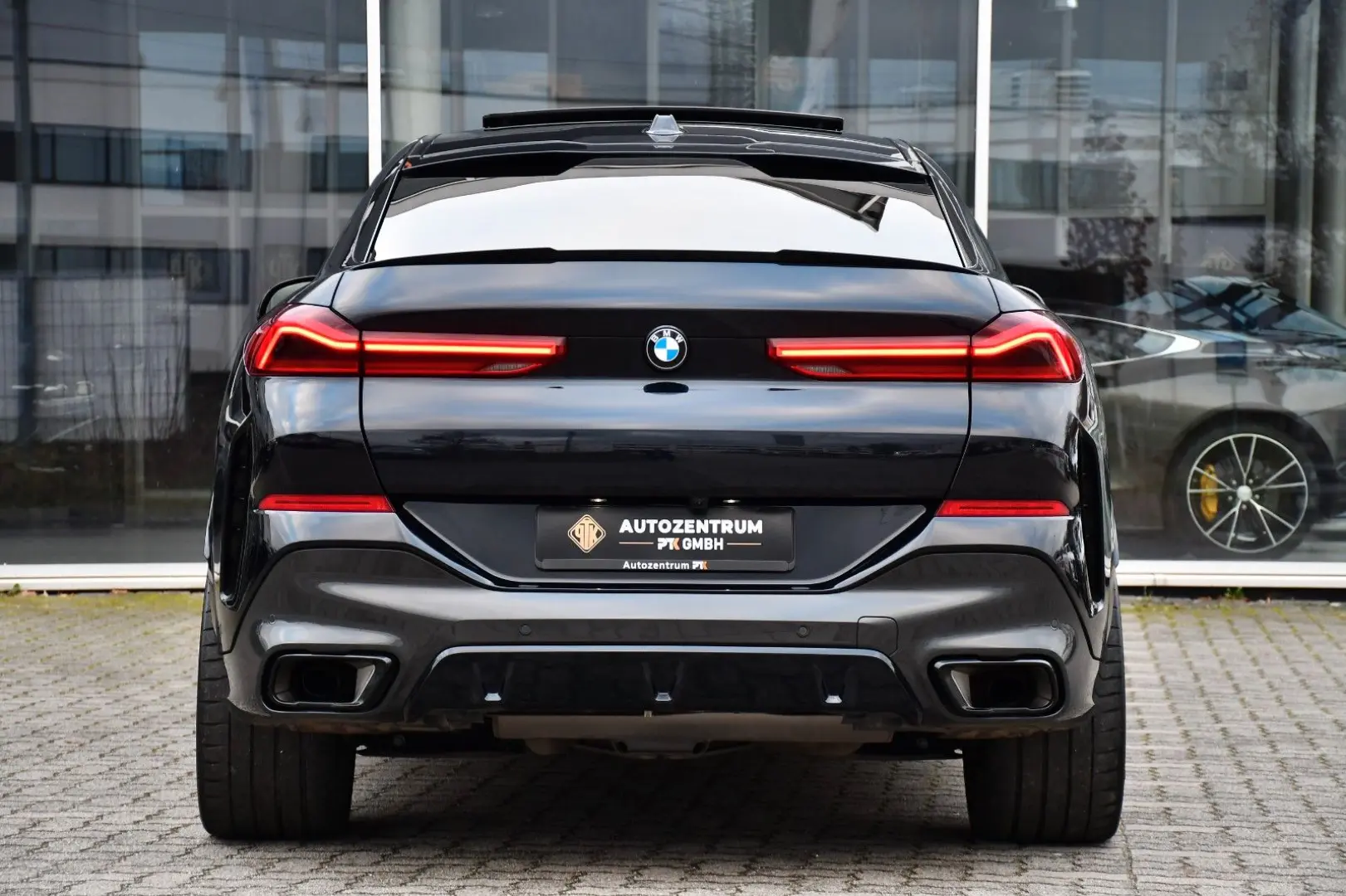 X6 30 d xD M Sport Individual Head Up Iconic H&K