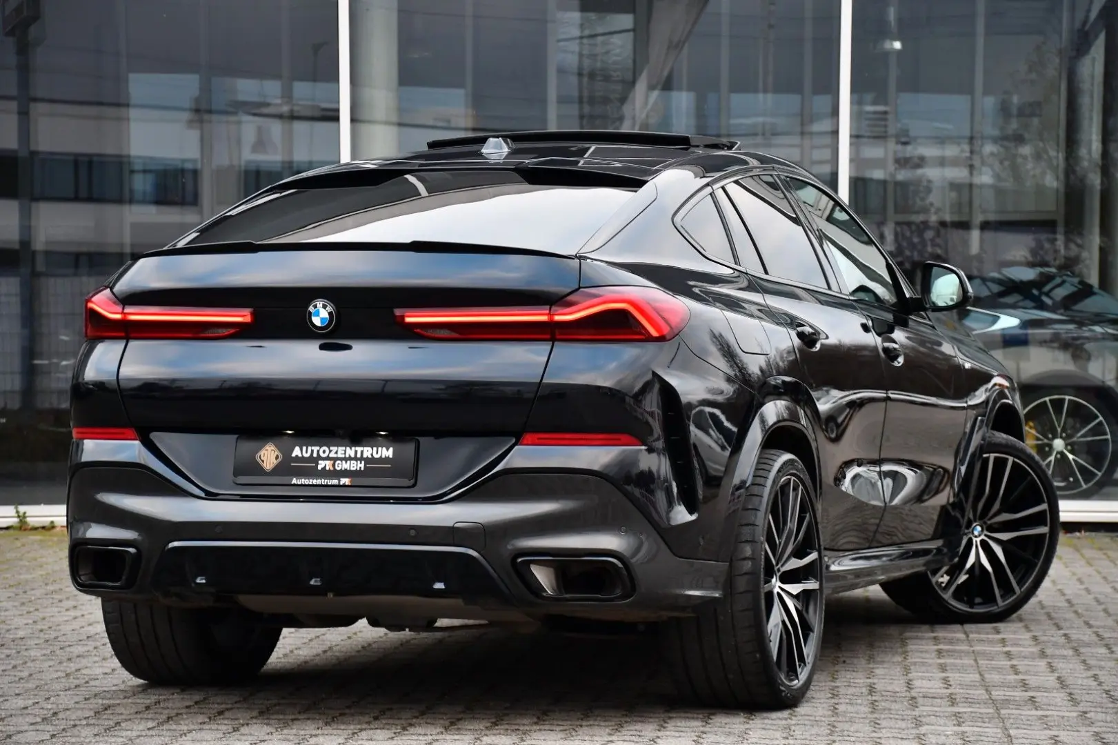 X6 30 d xD M Sport Individual Head Up Iconic H&K