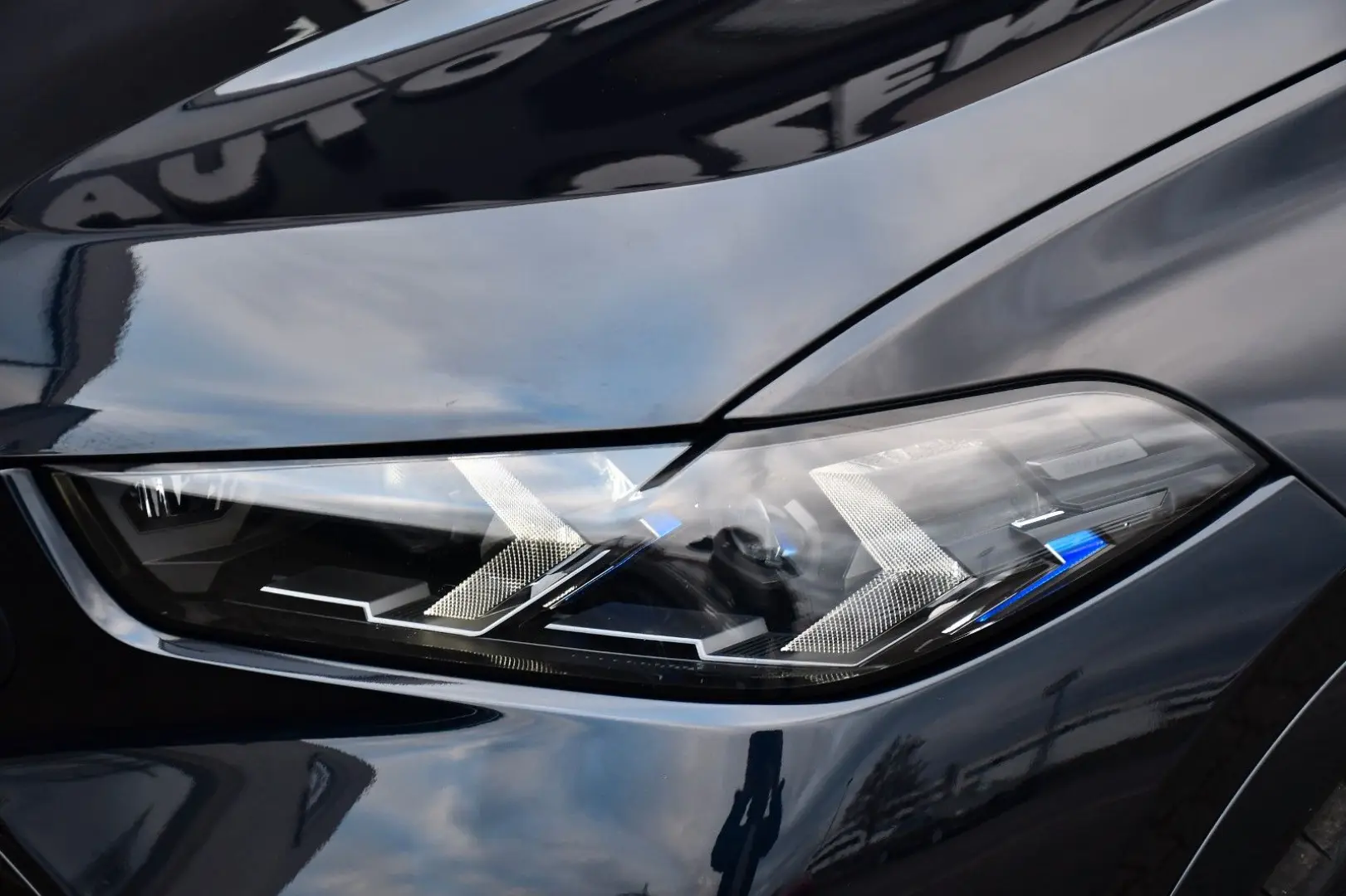 X6 30 d xD M Sport Individual Head Up Iconic H&K