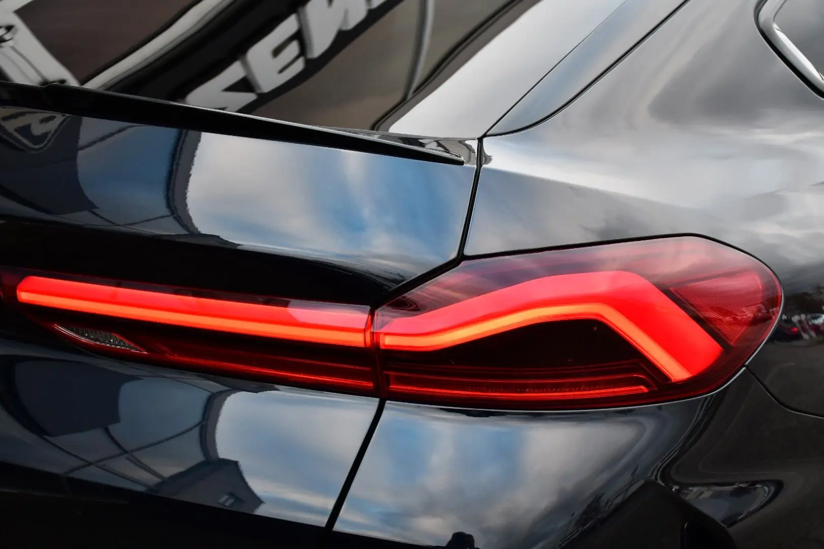 X6 30 d xD M Sport Individual Head Up Iconic H&K