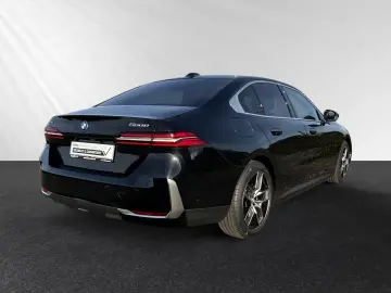 550e xDrive Panoramadach Bowers&Wilkins