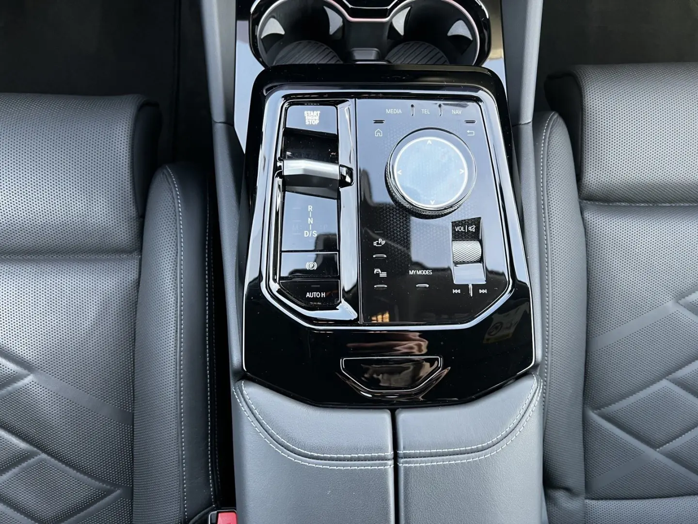 550e xDrive Panoramadach Bowers&Wilkins