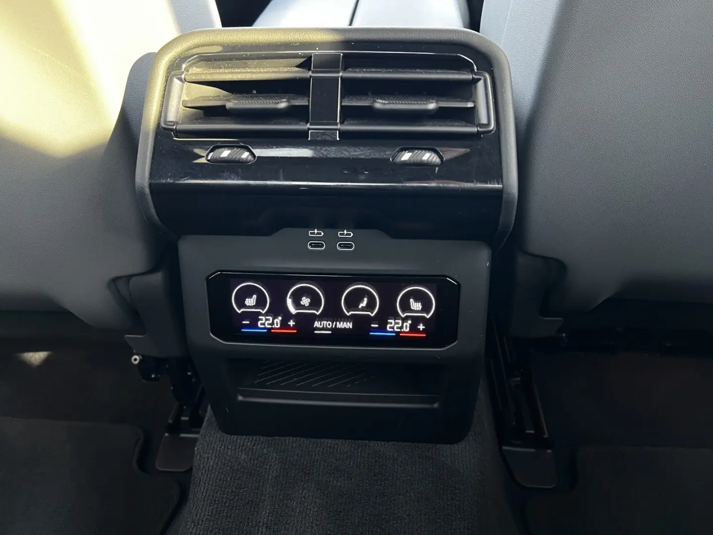 550e xDrive Panoramadach Bowers&Wilkins