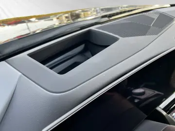 550e xDrive Panoramadach Bowers&Wilkins