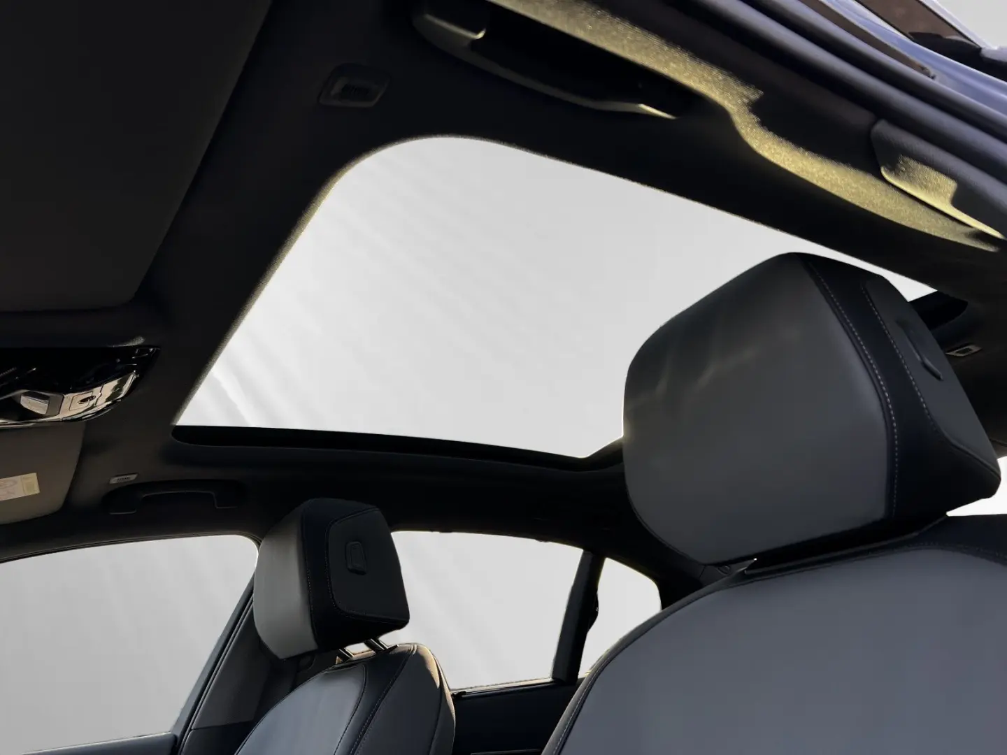 550e xDrive Panoramadach Bowers&Wilkins