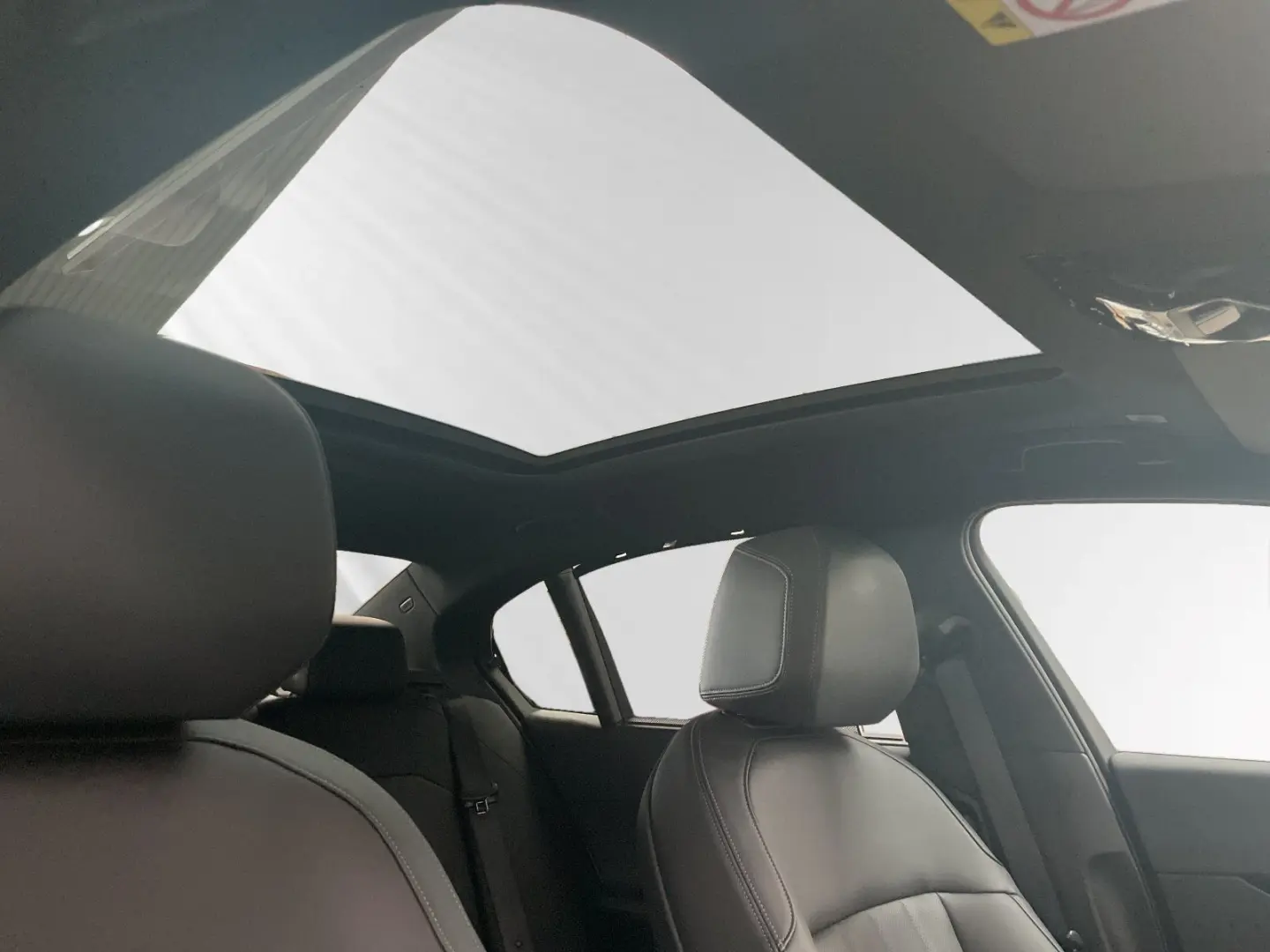 520d  € 1.190 Zubehörbonus M Sport Pano H K