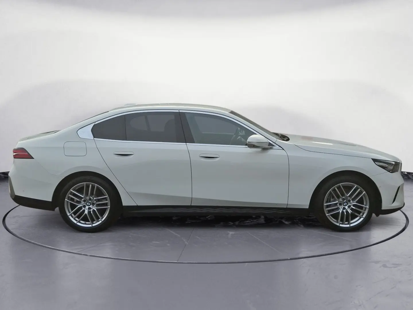 540d xDrive Navi Tempom.aktiv Bluetooth PDC MP3