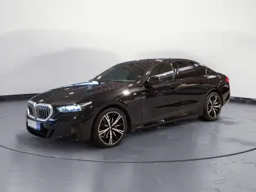 520i M Sport Navigation H&K Lenkradheizung