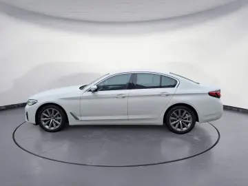 530d xDrive Aut. Business Innovationsp. Aut. Kom