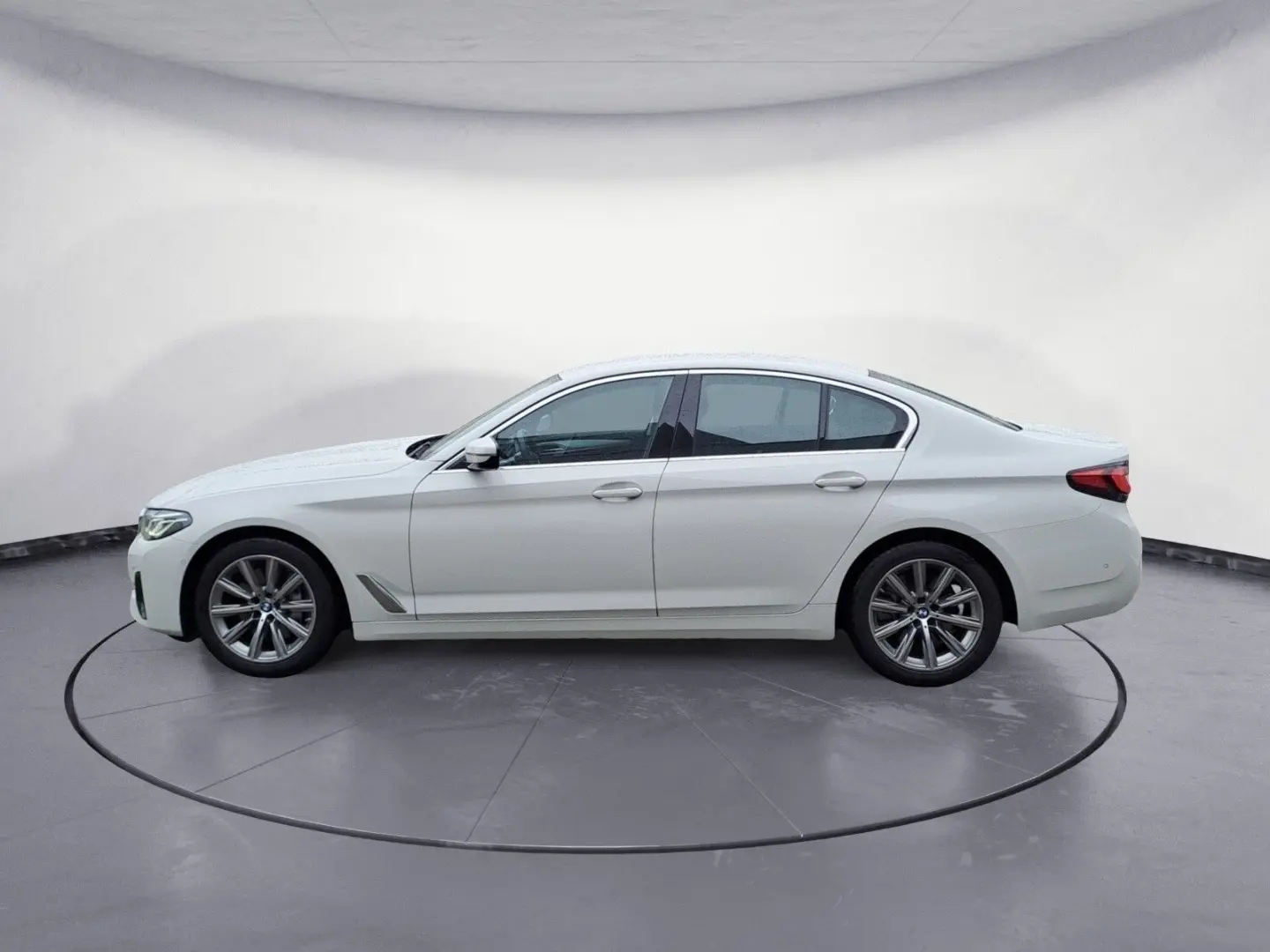 530d xDrive Aut. Business Innovationsp. Aut. Kom
