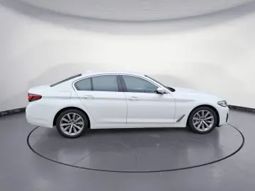 530d xDrive Aut. Business Innovationsp. Aut. Kom
