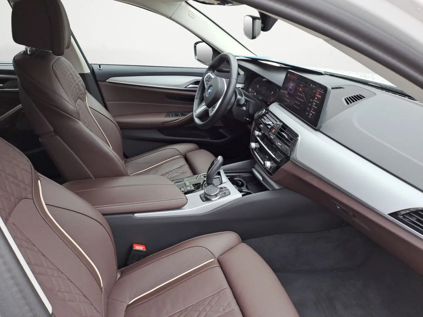 530d xDrive Aut. Business Innovationsp. Aut. Kom