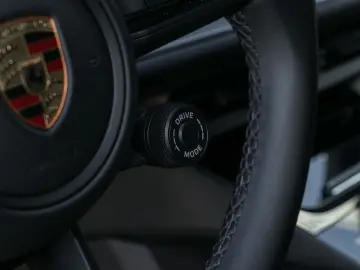 Cayenne E-Hybrid BOSE InnoDrive BOSE Surround-Vi