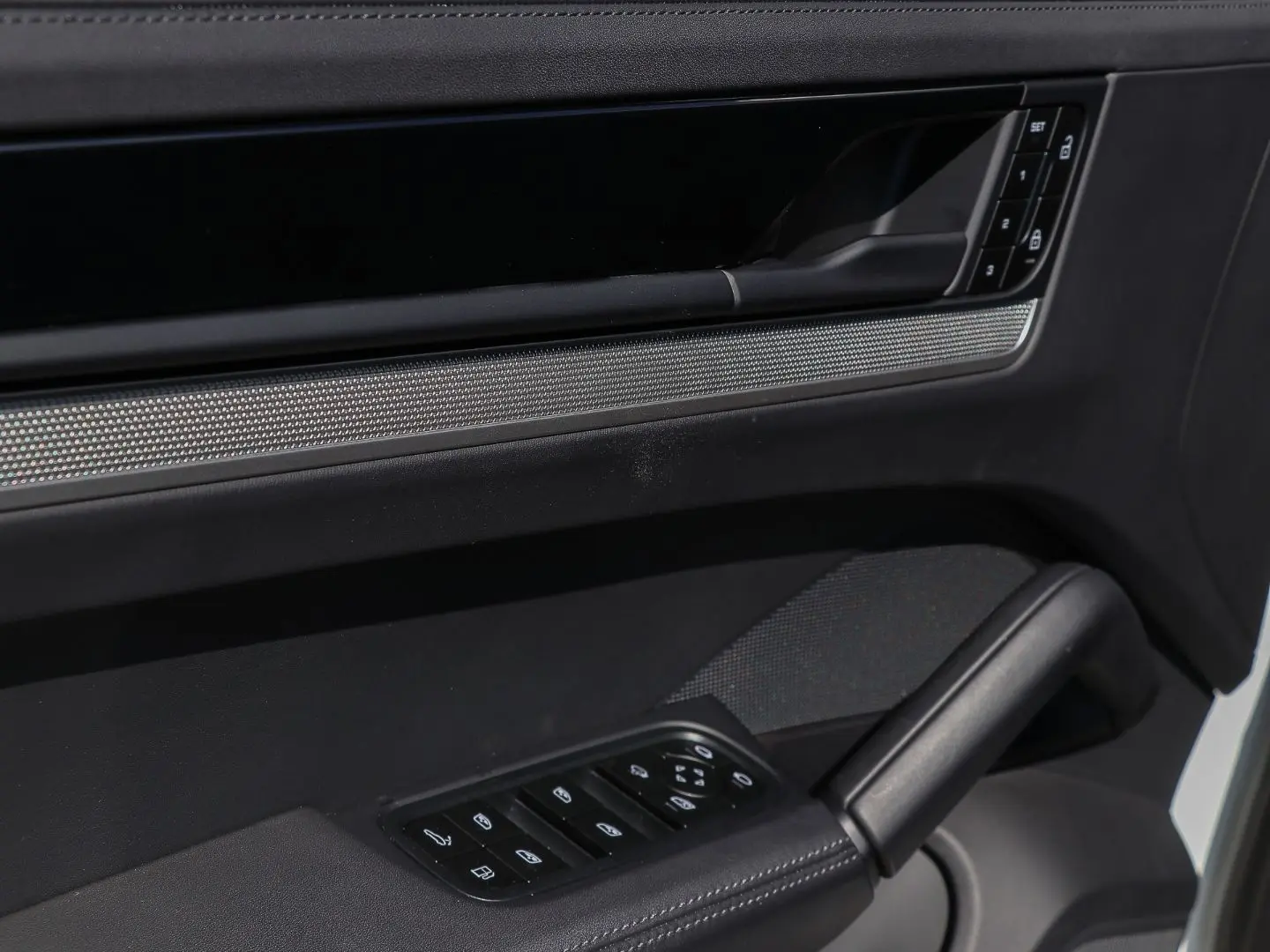 Cayenne E-Hybrid BOSE InnoDrive BOSE Surround-Vi