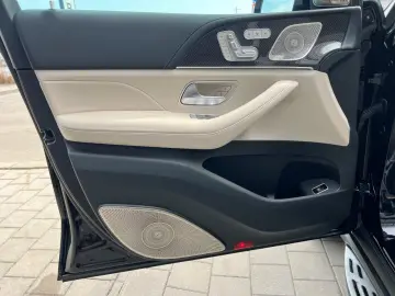 MERCEDS BENZ AMG GLS 4MATIC  B800