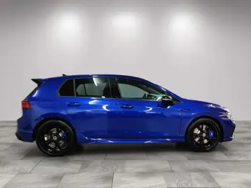 Golf R  20-Years  R-Performance-Abgas Matrix Pan