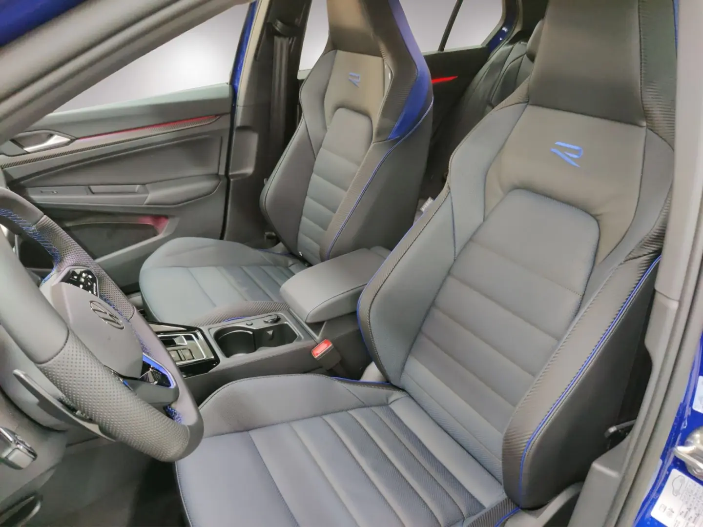 Golf R  20-Years  R-Performance-Abgas Matrix Pan