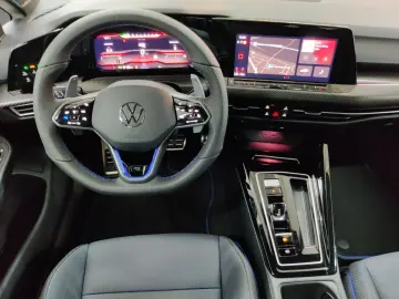 Golf R  20-Years  R-Performance-Abgas Matrix Pan