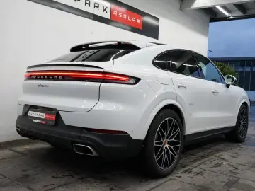 Cayenne Coupe E-Hybrid P-Display Head-Up AHK ACC