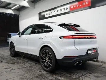 Cayenne Coupe E-Hybrid P-Display Head-Up AHK ACC