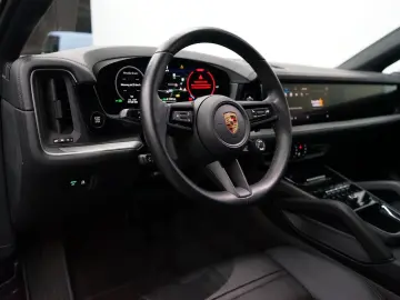 Cayenne Coupe E-Hybrid P-Display Head-Up AHK ACC