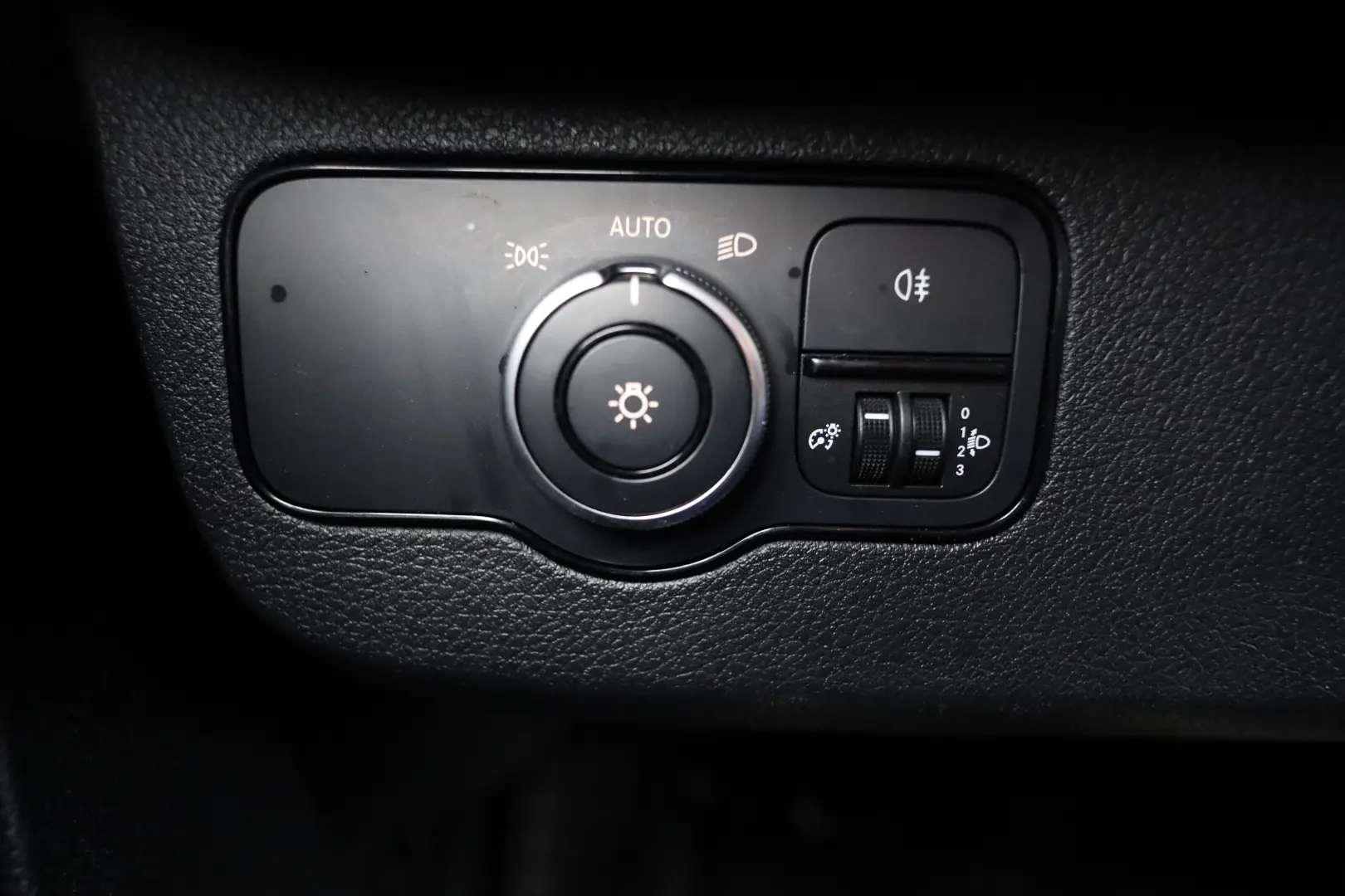 Mercedes-Benz Sprinter L2H2 2.2D 115CP