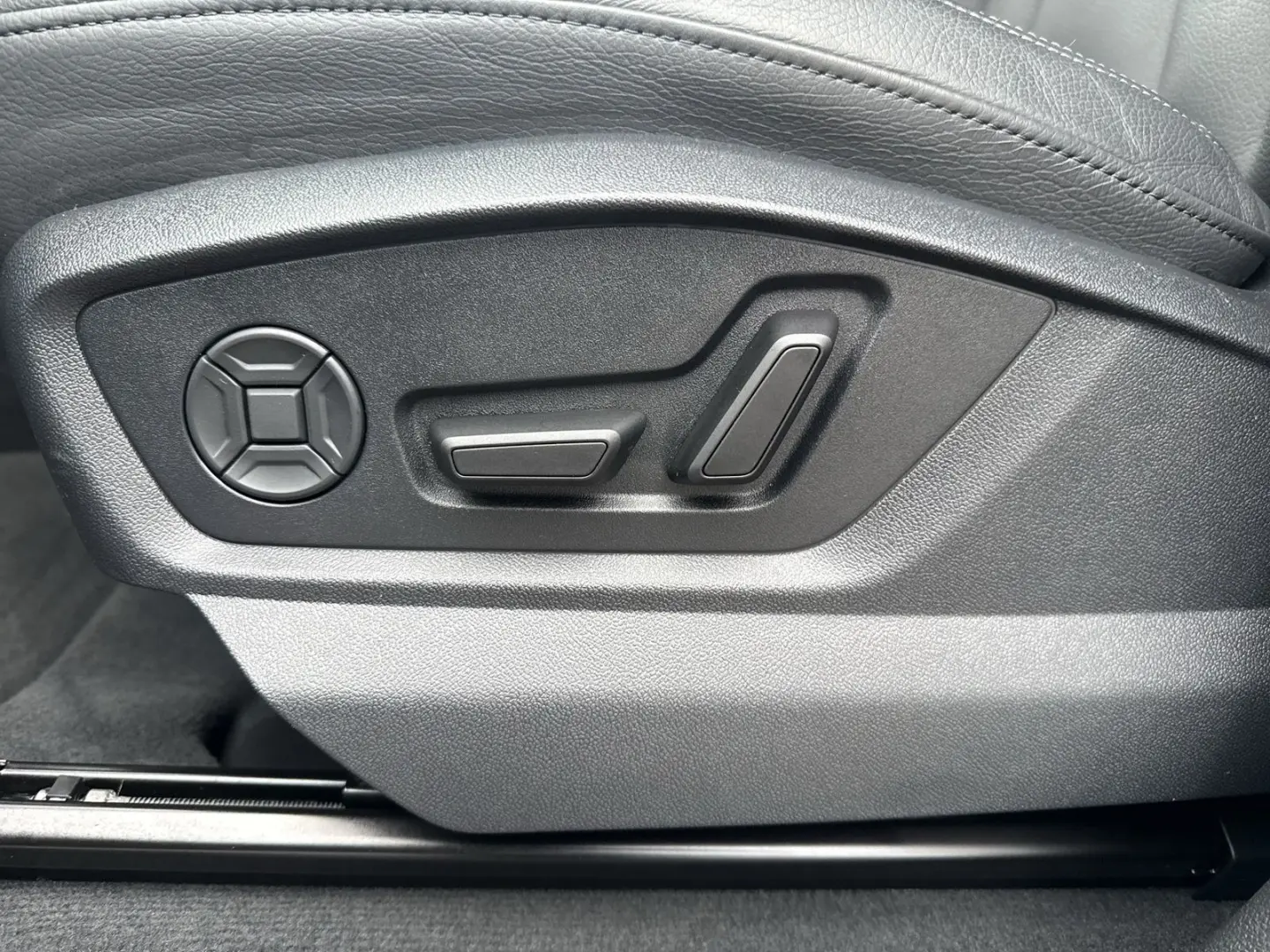 Q8 SUV 55 TFSI qu. tiptr. Luft PANO HUD Matrix