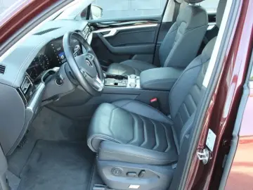 Touareg Elegance 3.0 V6 TDI 4Motion  AHK MATRIX