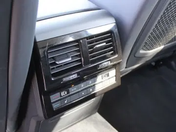 Touareg Elegance 3.0 V6 TDI 4Motion  AHK MATRIX