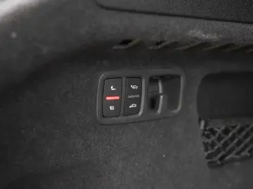 Q8 45 TDI quattro LM21 Matrix LED AHK HuD Kamera