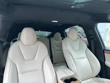 Tesla Model X - 100 kWh