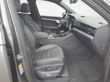 Touareg 3 0 V6 TDI 4Motion tiptronic R Line AHK