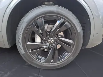 Touareg 3 0 V6 TDI 4Motion tiptronic R Line AHK