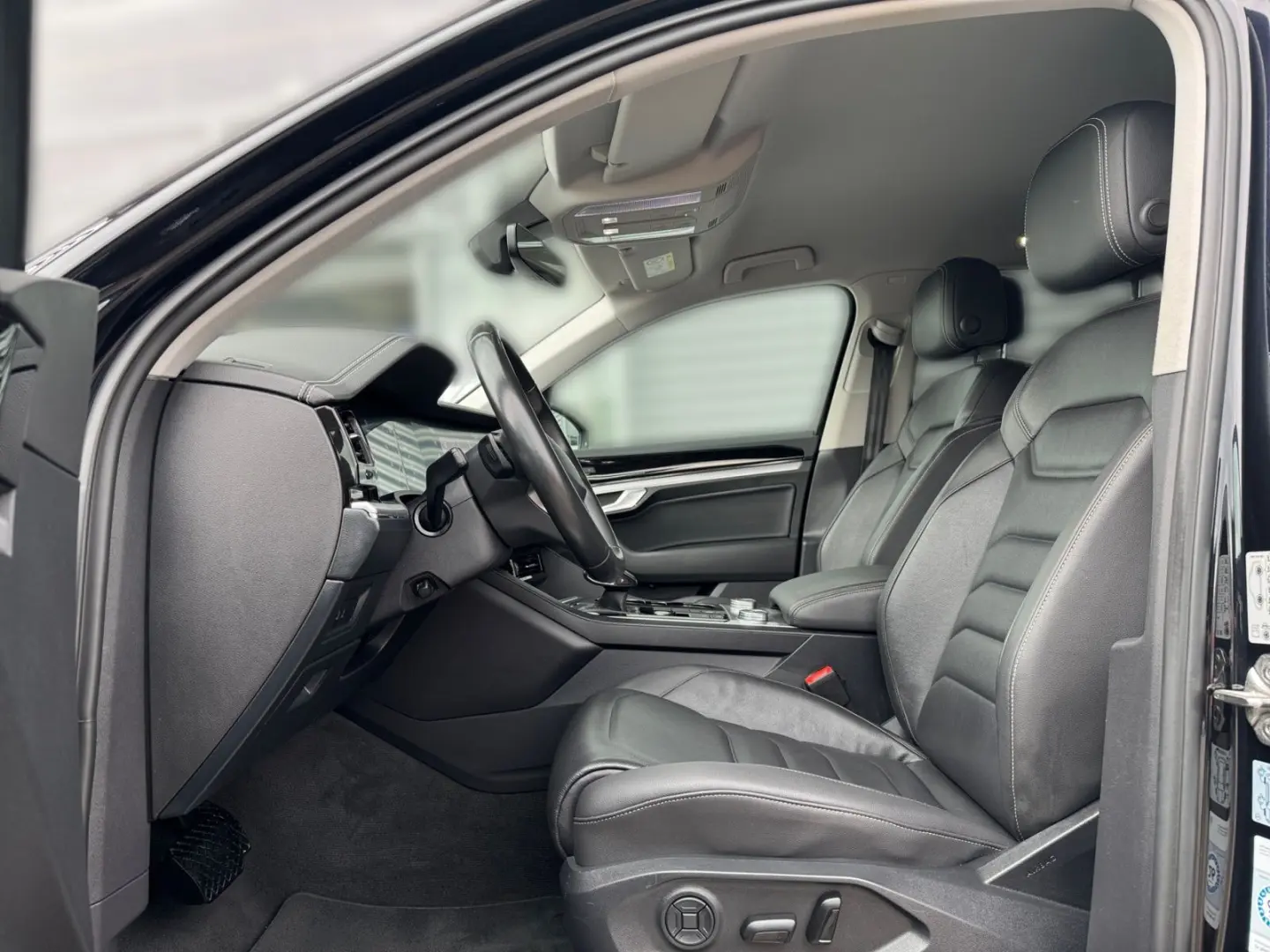 Touareg Elegance 3.0TDI 4M AHK MATRIX DICO