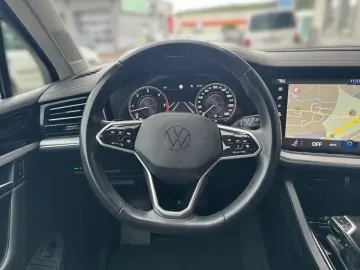 Touareg Elegance 3.0TDI 4M AHK MATRIX DICO