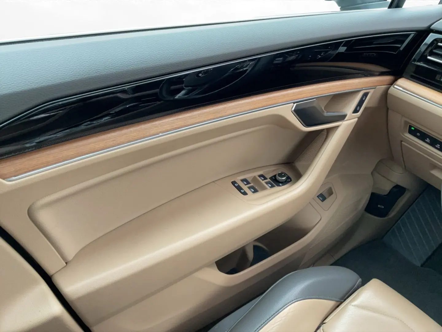 Touareg V6 3.0 TDI 4MOTION Atmosphere   AHK