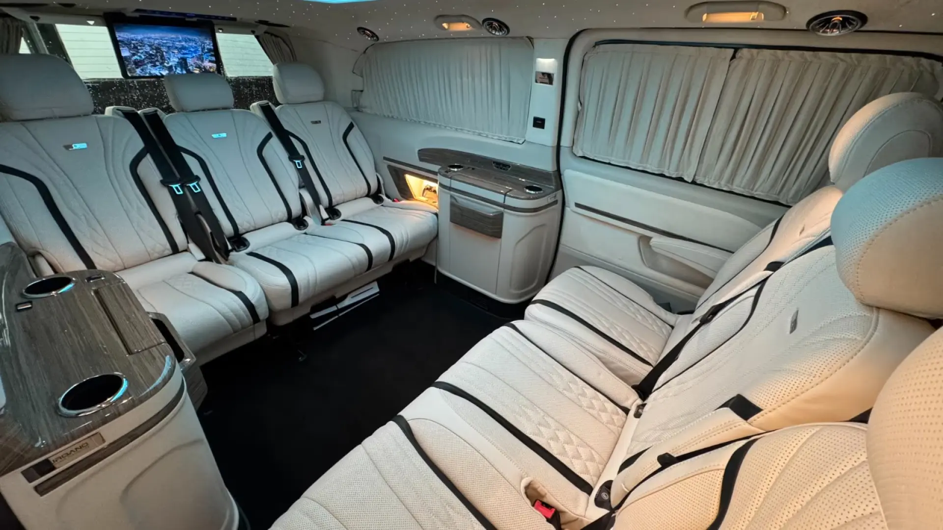 Mercedes-Benz V 300 V300 AMG 4x4 AirMatic 8 loc