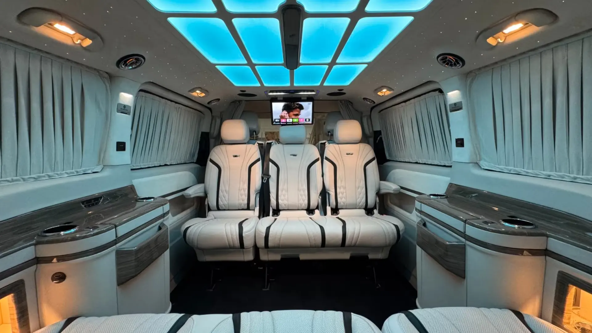 Mercedes-Benz V 300 V300 AMG 4x4 AirMatic 8 loc