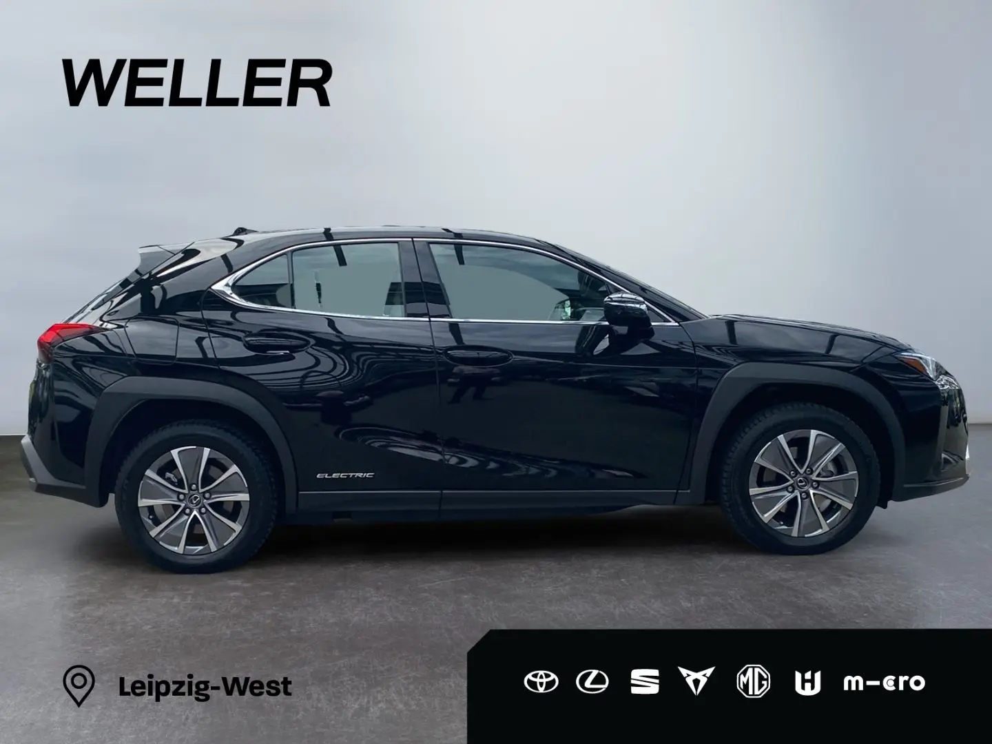 UX 300e  LED ACC el Sitze Fernlichtassis CarPlay