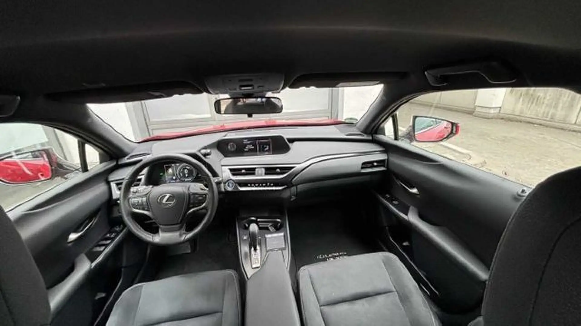 UX 300e BEV 54kW Komfort Plus  Allwetterreifen