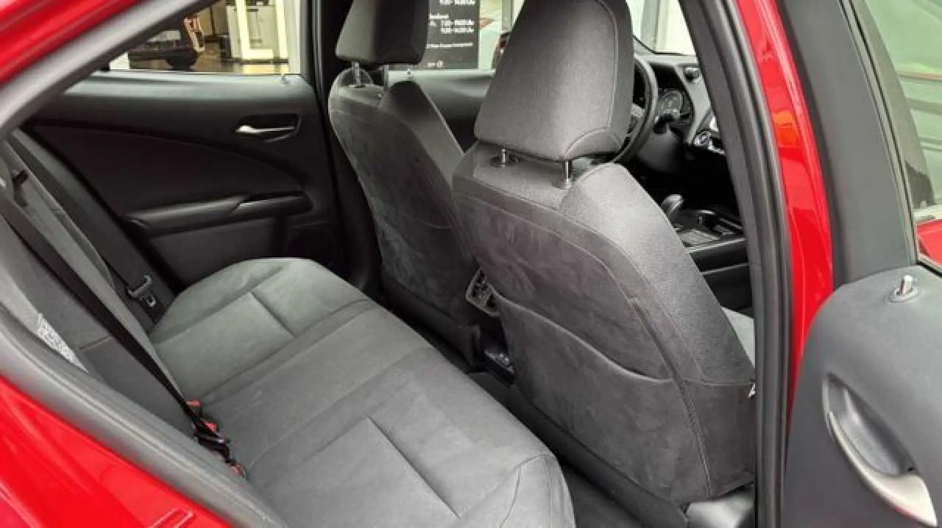 UX 300e BEV 54kW Komfort Plus  Allwetterreifen