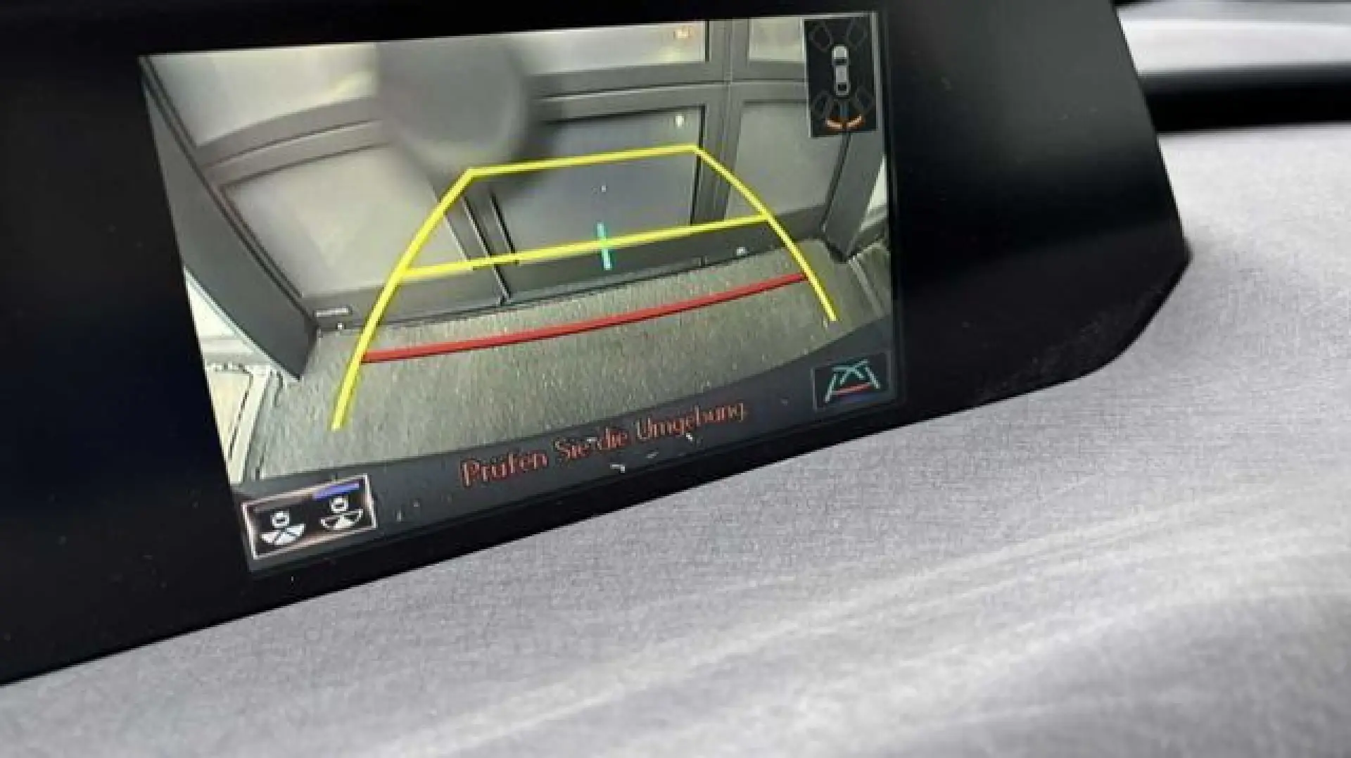 UX 300e BEV 54kW Komfort Plus  Allwetterreifen