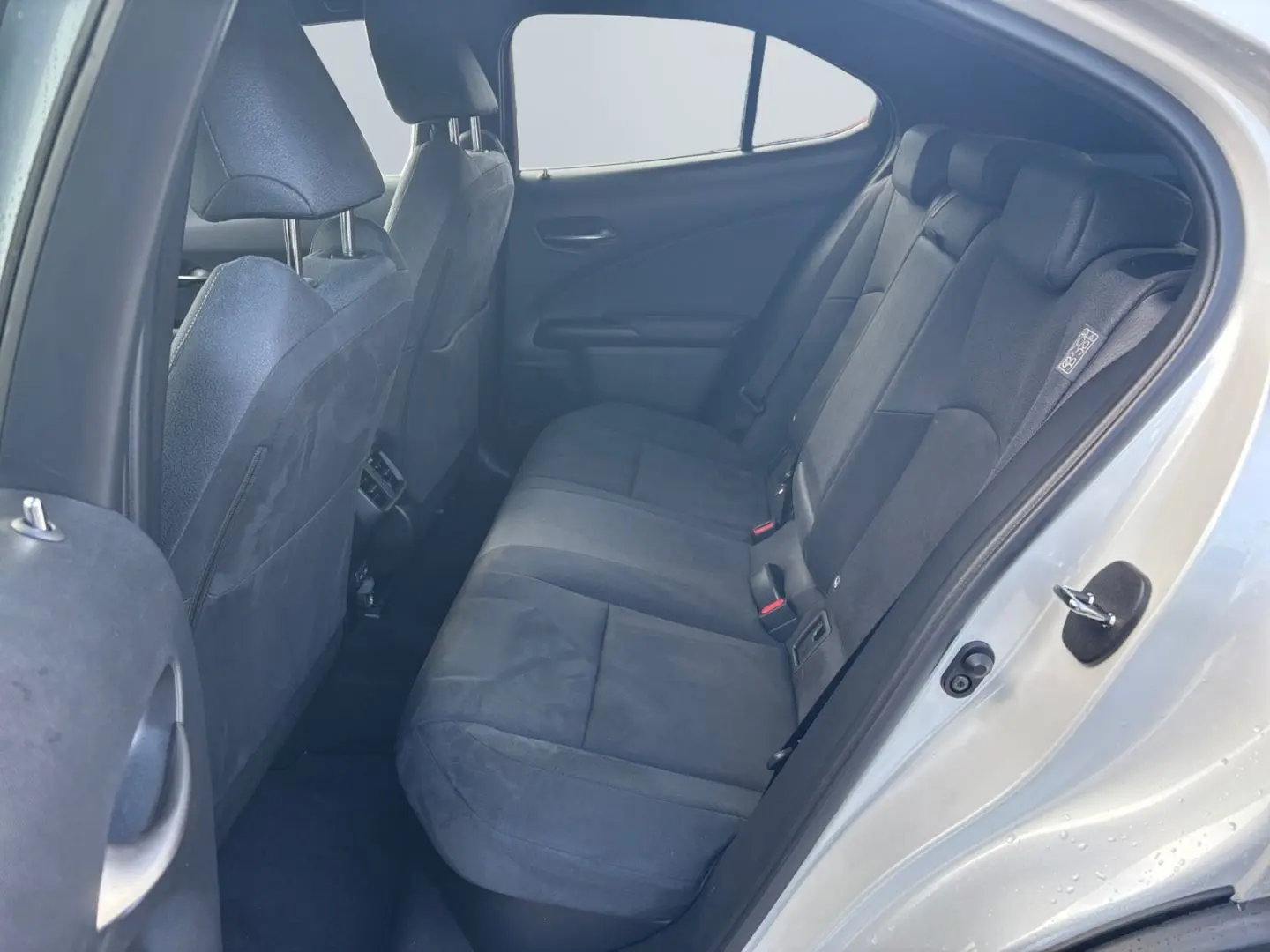 UX 250h Style Edition  Bi-LED ACC CAM SHZ CarPla