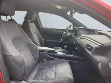 UX 250h Style Edition  Bi-LED ACC CAM SHZ CarPla