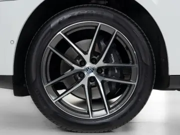 Macan   Sportsitze   Pano   BOSE